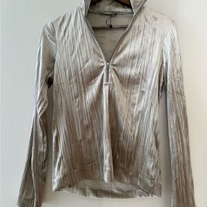 SAMSOE Women's Silver sweater